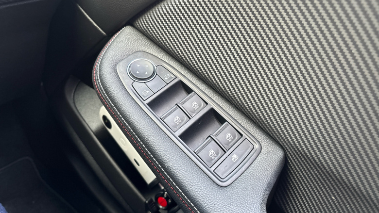 Renault Clio 1.6 E-TECH Hybrid 140 RS Line 5dr Auto Hybrid Hatchback